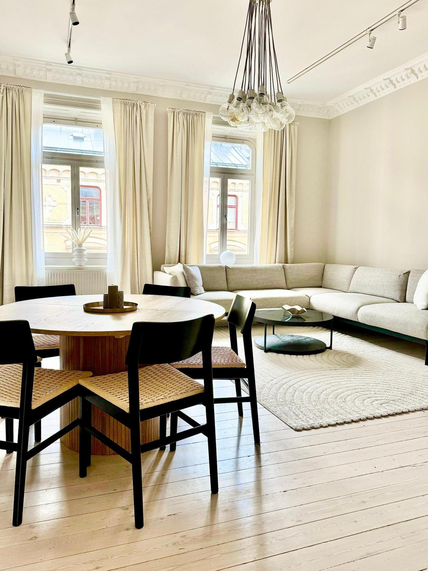 Laegenhet Med Fantastiskt Laege Leilighet Stockholm Eksteriør bilde